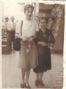 Julia Peruyera y su madre Pastora Pérez Gómez.
