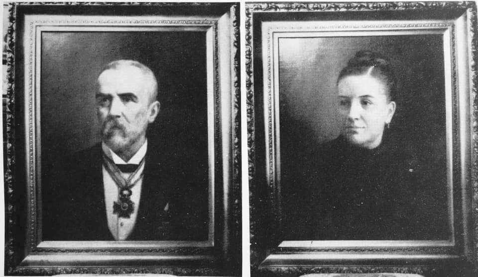 Manuel Fernández del Valle Álvarez y Rosalía Martínez Negrete y Alba.